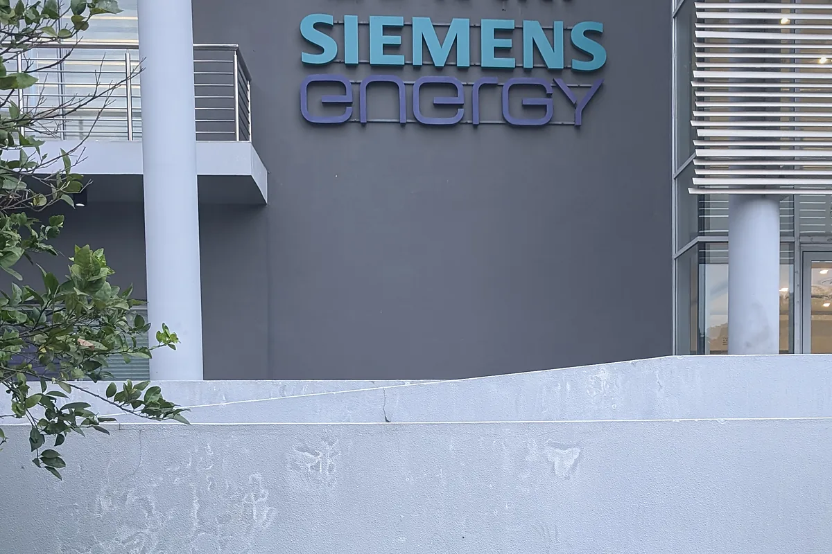 La cartera de pedidos de redes de Siemens Energy marca récord en 51.000 M€ por la demanda de transformadores