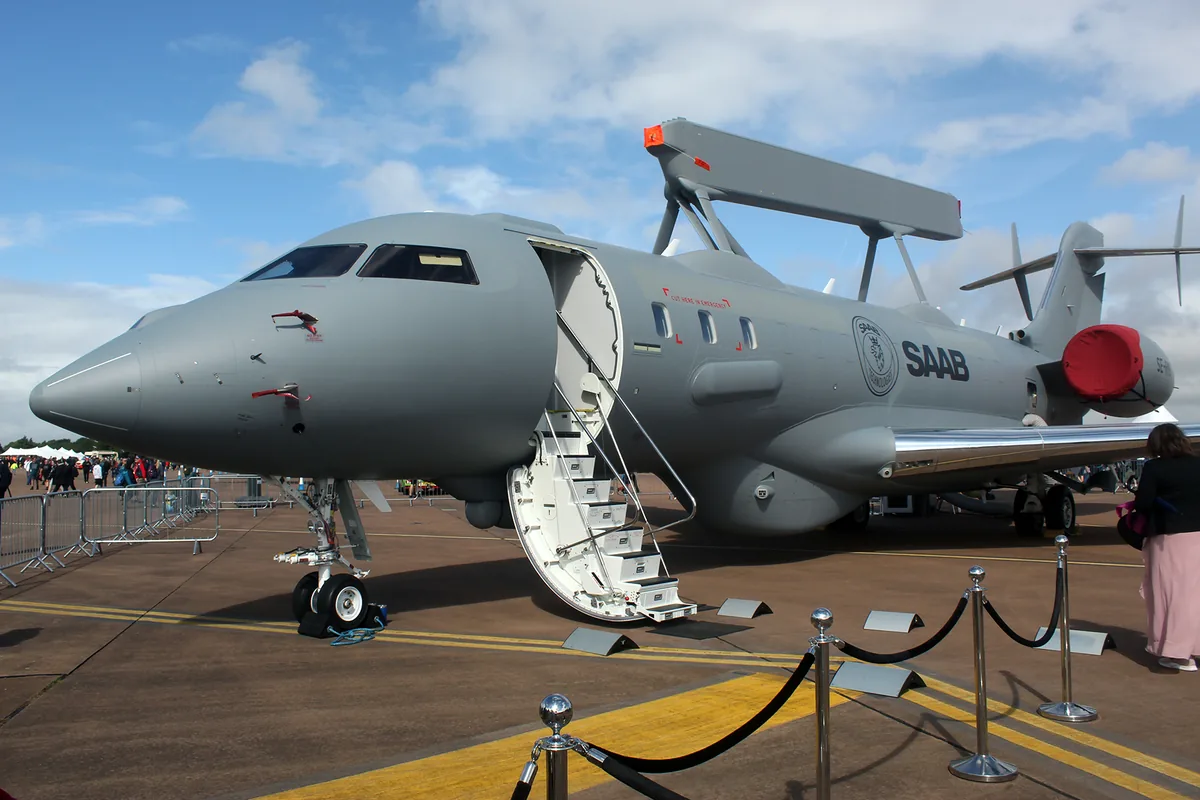 Saab compra el 10% de la francesa Comand AI y llega al Q2 con la acción por encima del consenso