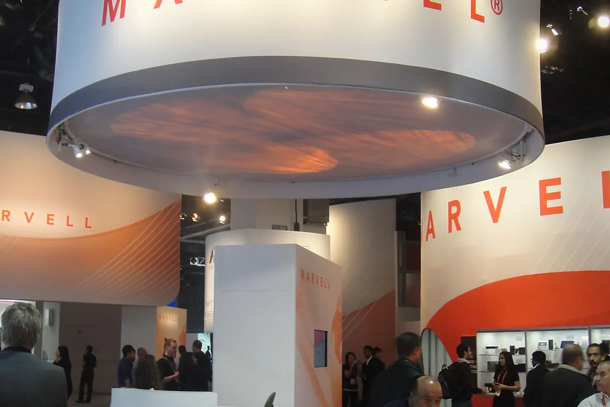 Marvell enseña la primera óptica de 2 nanómetros del sector para centros de datos de IA