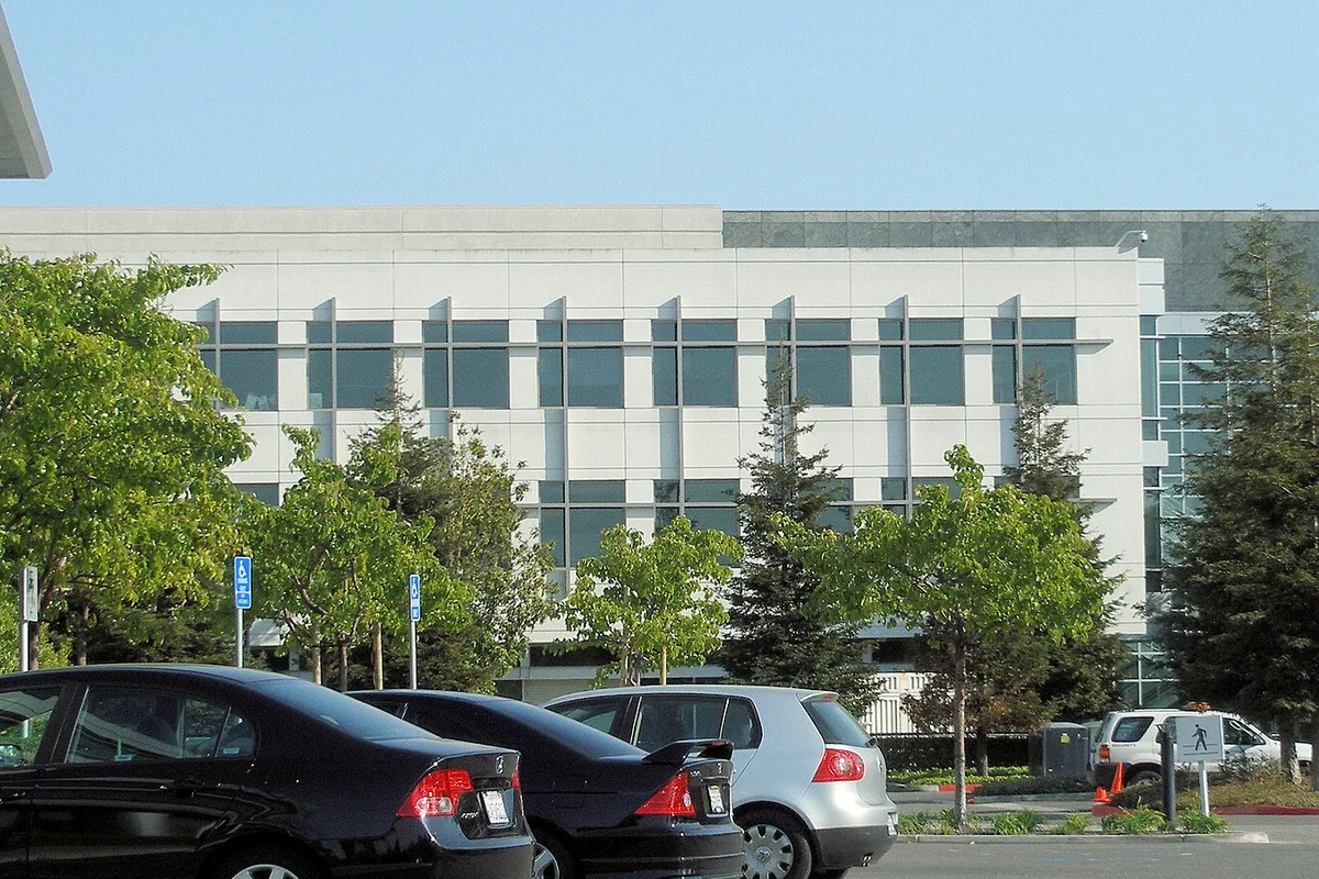 Nvidia empieza a enviar sus chips H200 a China, pero Washington admite que por ahora es 'trivial'